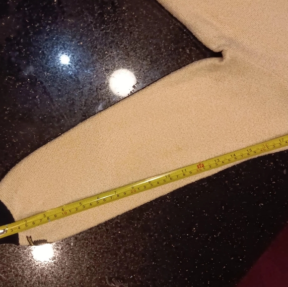 ST. JOHN Collection Vintage Knit button Cardigan Only! - Picture 11 of 15